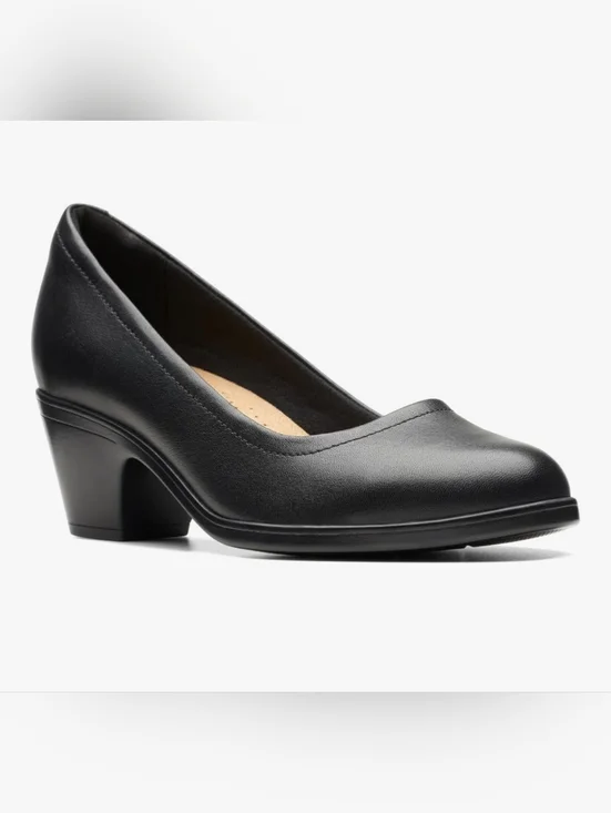 Clarks Black Low Block Heel Pump - Picture 2 of 7